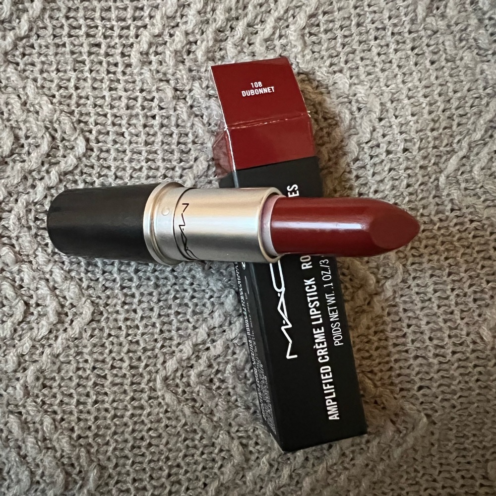 Amplified Lipstick Dubonnet (A) MAC COSMETICS